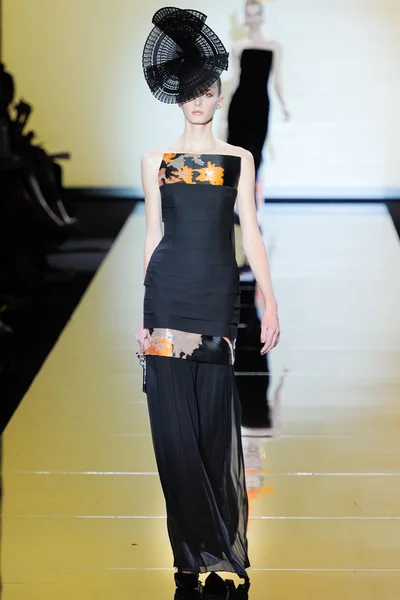 Look 37